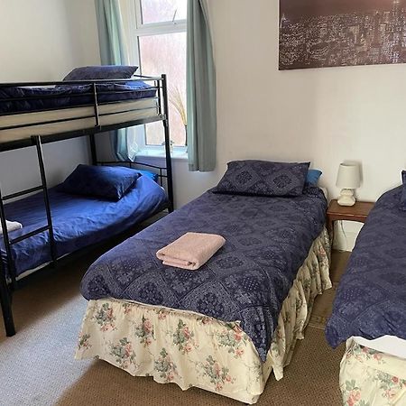 Bed and Breakfast The Blue Moon Blackpool Exterior foto